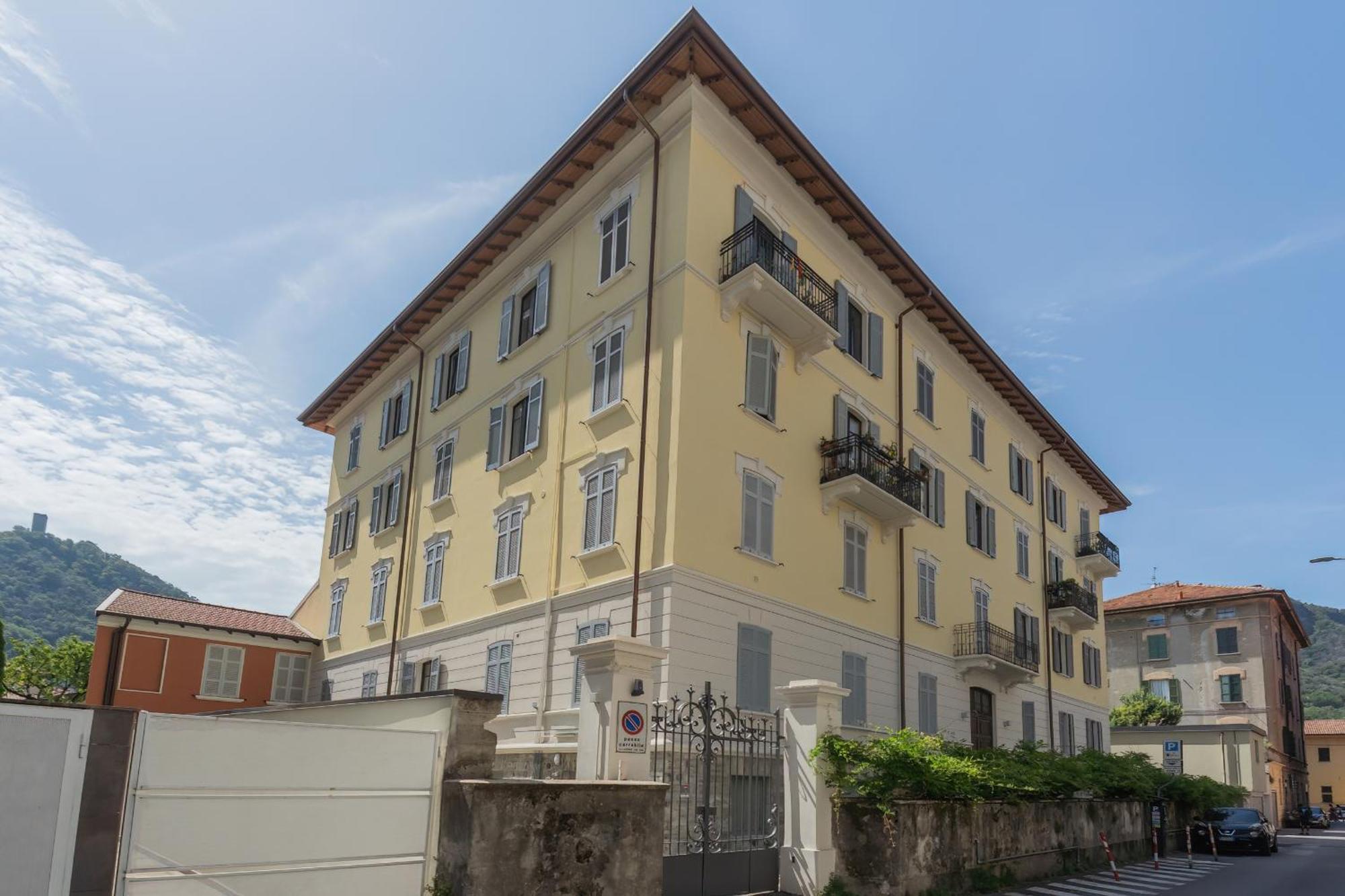 Manaraquattro - Apartament In Como Near The Center With Free Parking - Lake Como Exterior foto